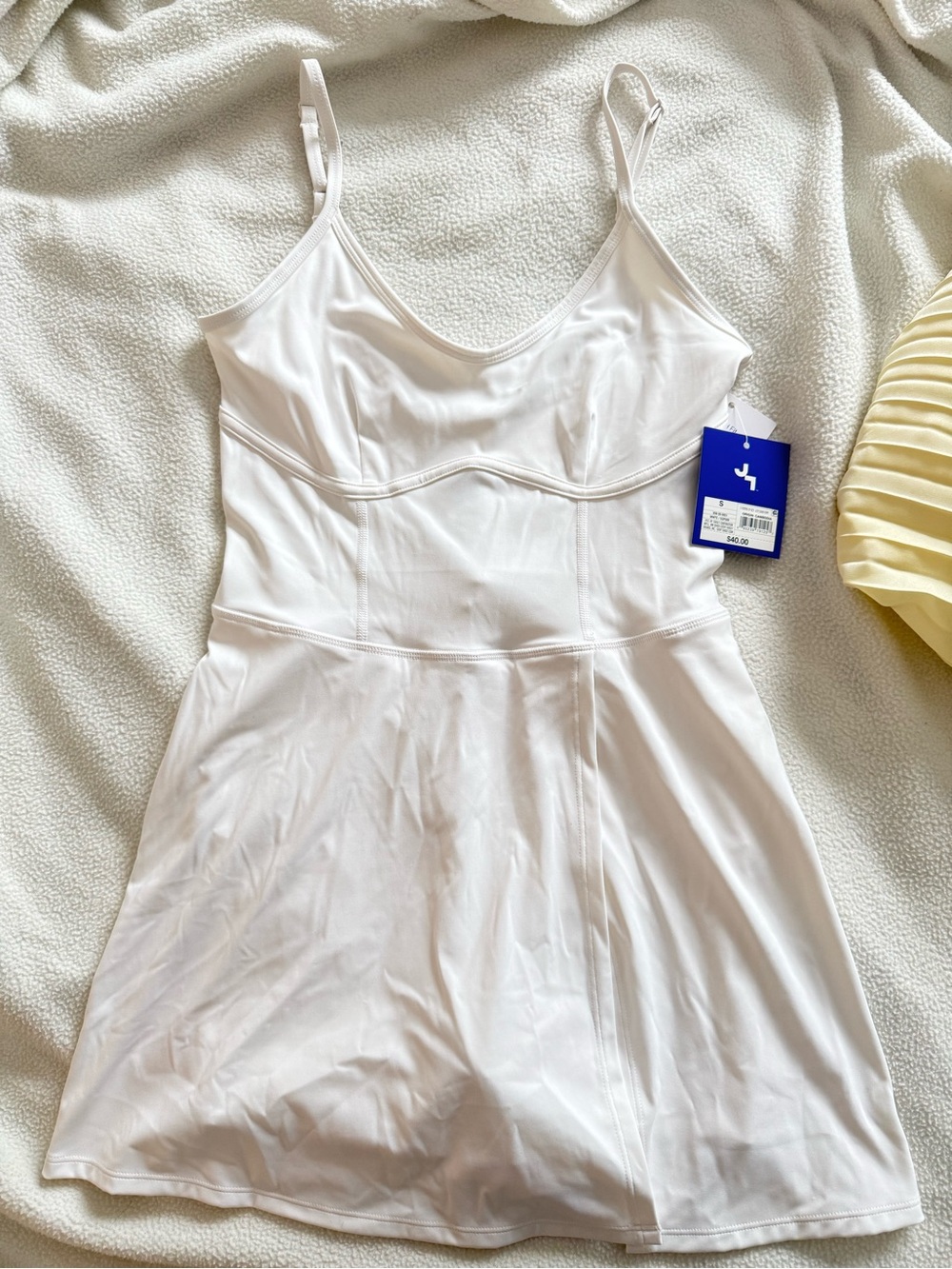 Women’s White tennis dated